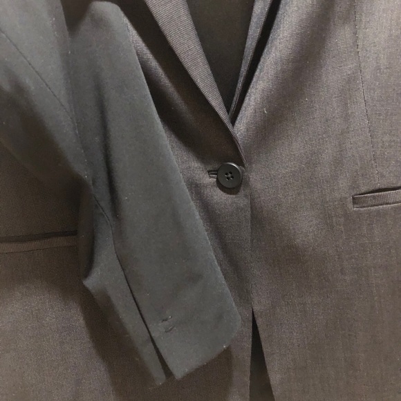 TAHARI CHARCOAL BLACK BLAZER W/ FAUX LEATHER LAPEL - Picture 6 of 13